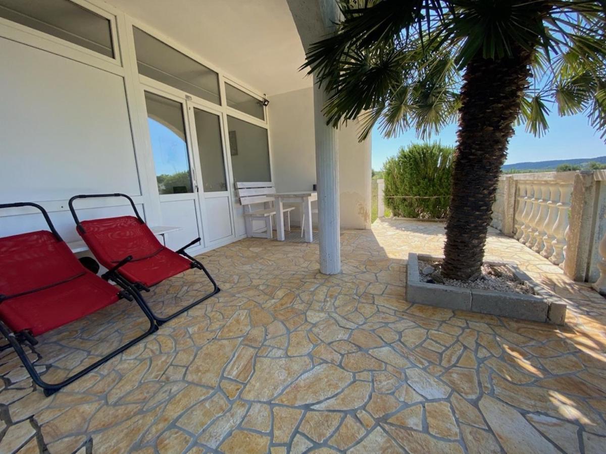 Villa Sabina - Apartments Kroatien Ražanac Eksteriør bilde