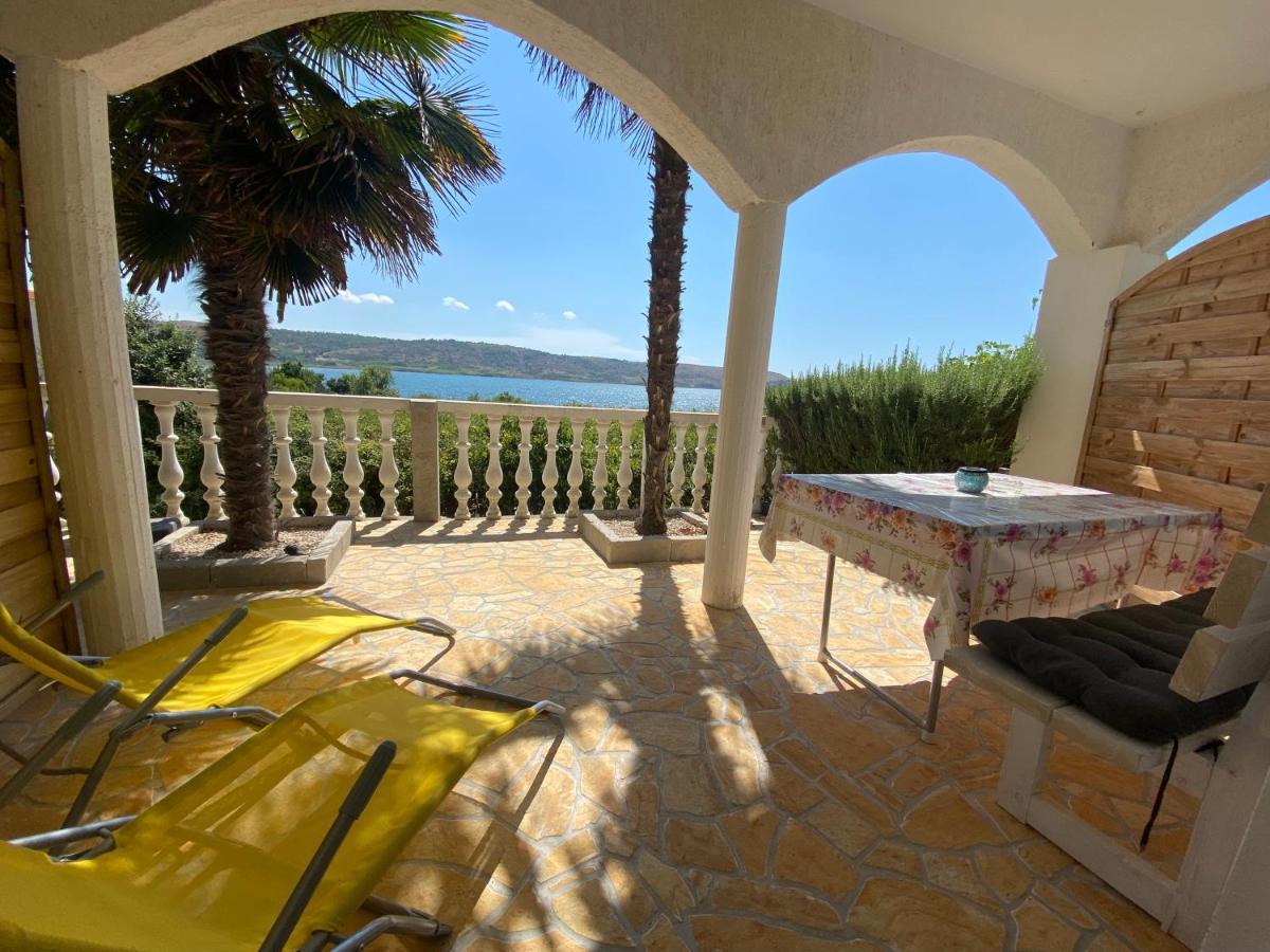 Villa Sabina - Apartments Kroatien Ražanac Eksteriør bilde