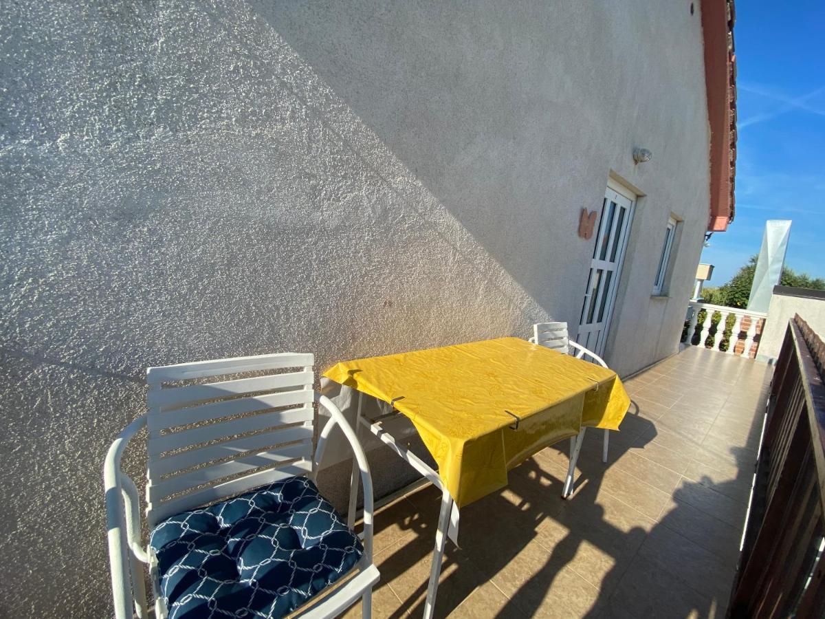 Villa Sabina - Apartments Kroatien Ražanac Eksteriør bilde
